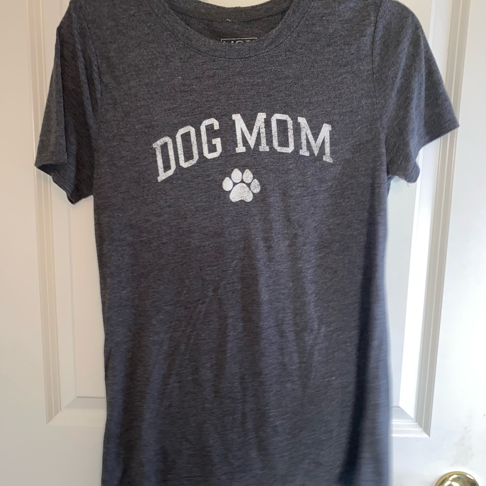 Dog mom lightweight tshirt